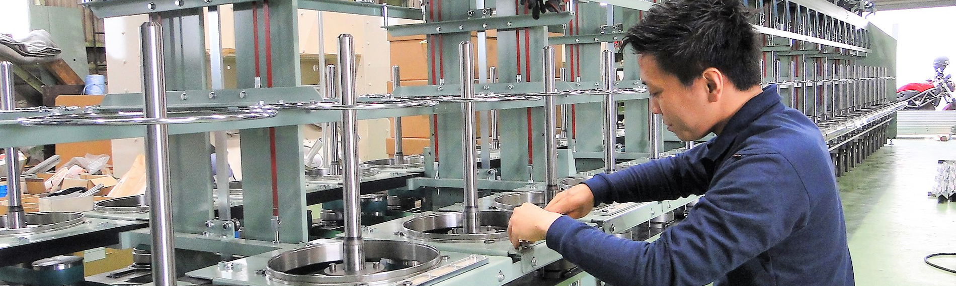 創業大正2年　お客様のニーズに応える繊維機械の総合メーカー　日本紡織機械製造株式会社